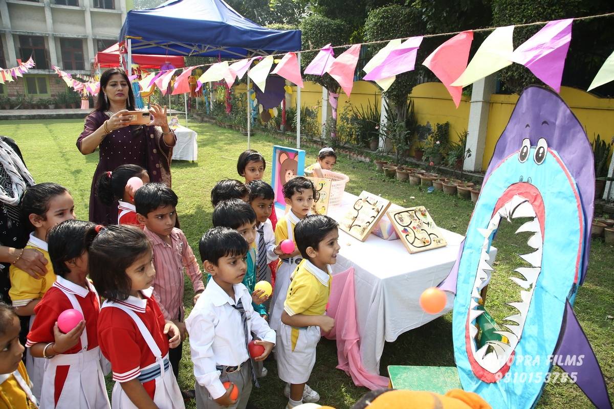 You are currently viewing Tips for supporting learning at home