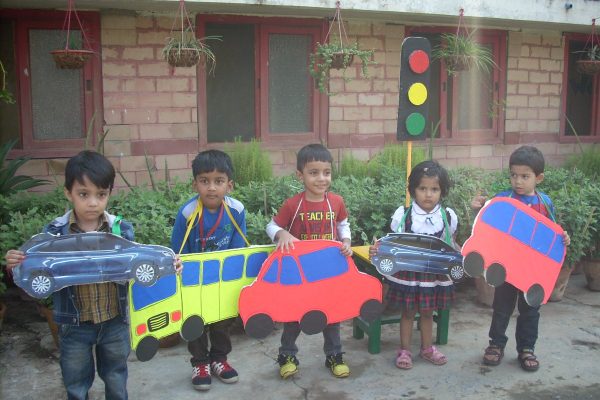Means of travel by Aryan Public School students